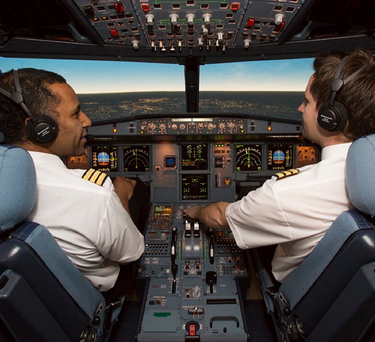 Airline Pilot Standard Multi-Crew Cooperation Course (APS MCC)