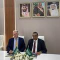 Adrian Kemps, L3Harris’ Corporate Vice President and Country Executive for Saudi Arabia, and Alastair J. Bisset, General Manager of Zamil Shipyards, sign the MOU.