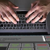 Soldier using Link 16 software tools