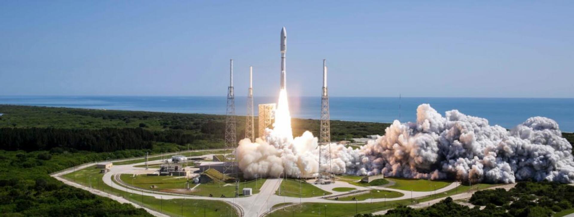Atlas V Image 1