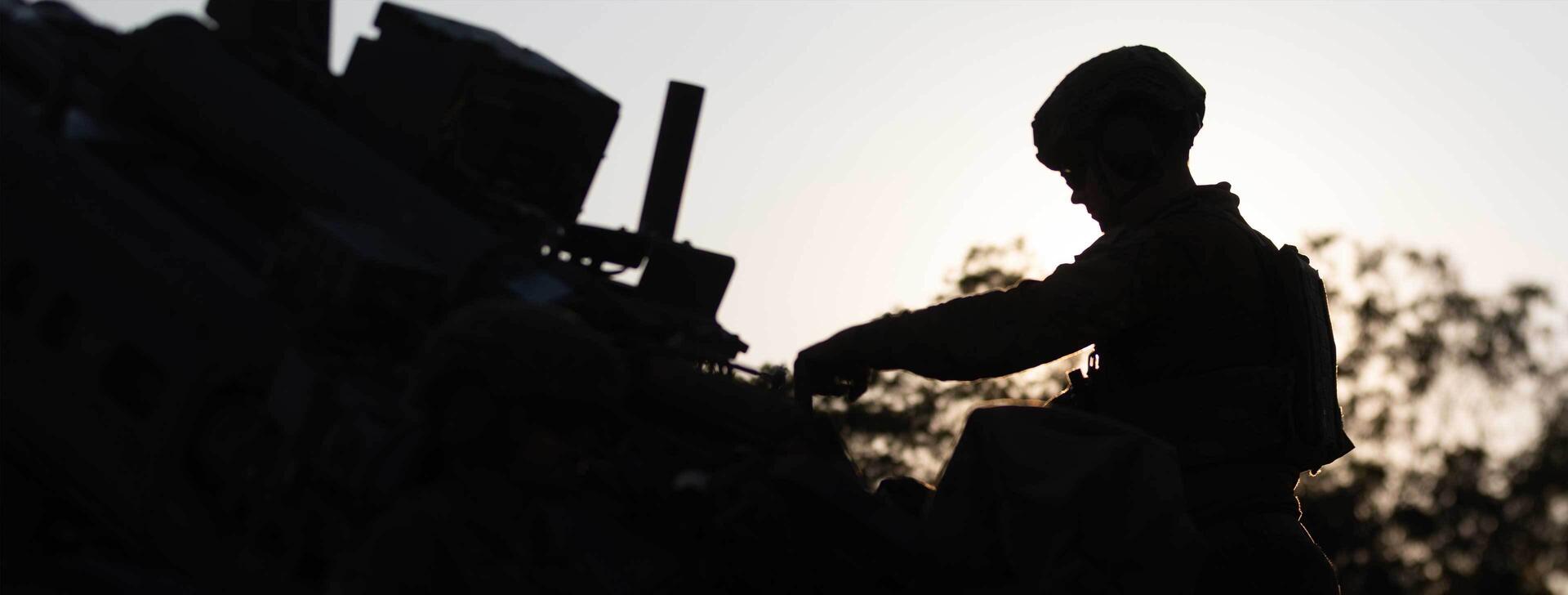 U.S. Marines, Australian Army fires precision guidance kit fuzes