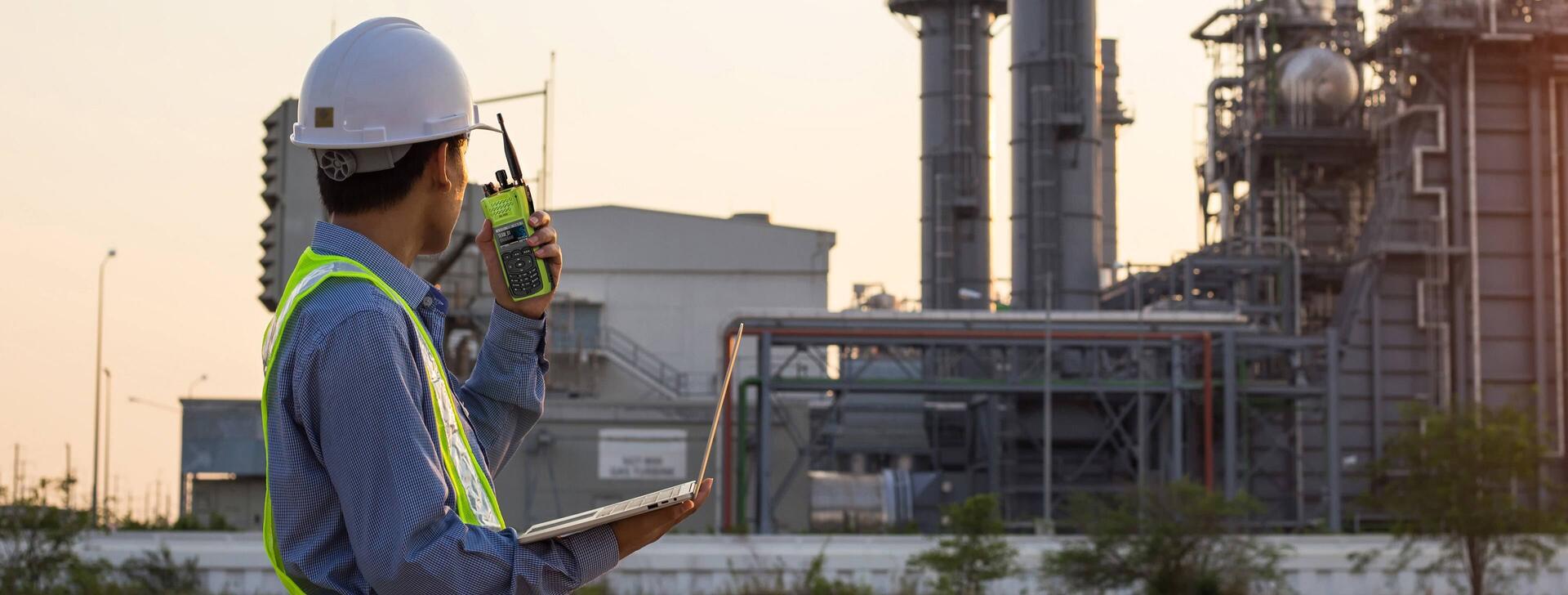 XL CONVERGE™ 185Pi Intrinsically Safe Portable