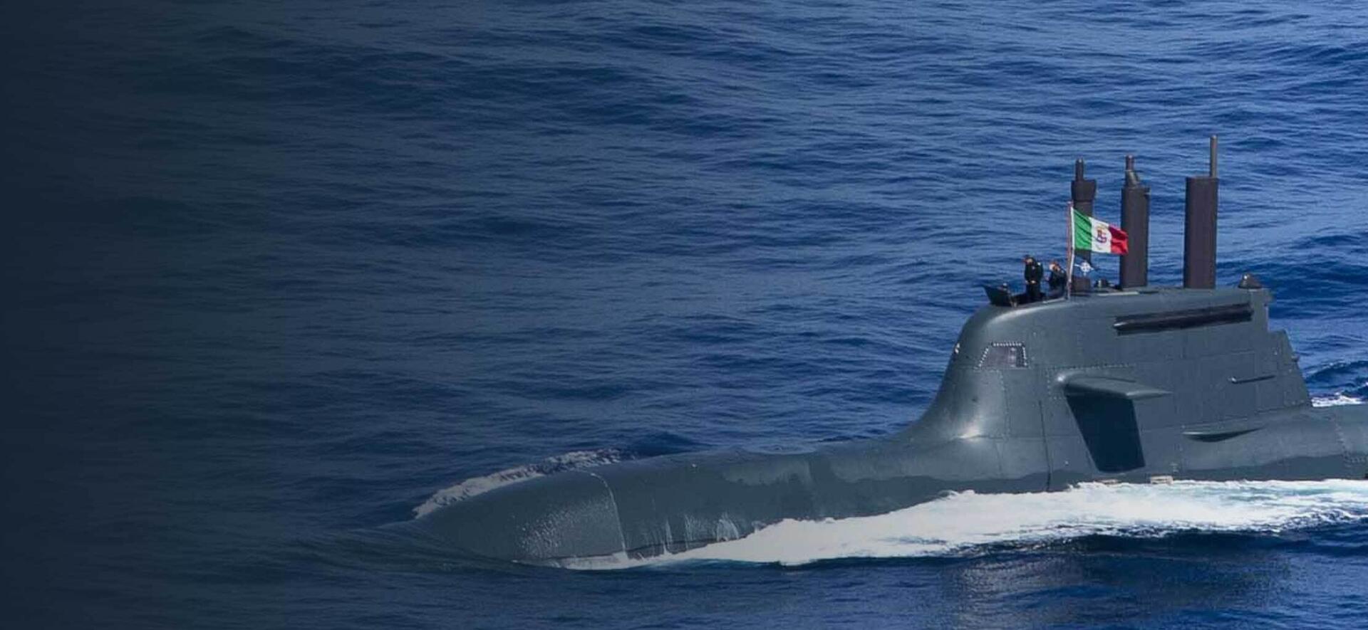 Italian submarine at sea