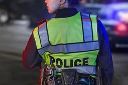 Police officer with XL 200P radio