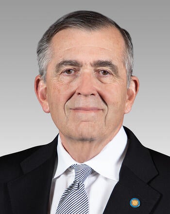 Peter W. Chiarelli