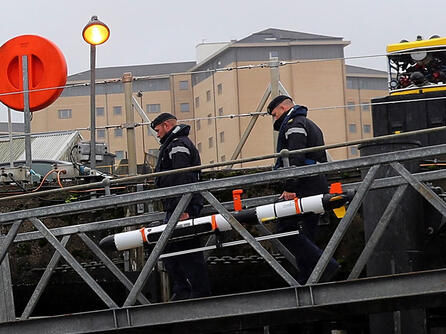 © UK MOD L3Harris Iver3 AUV being loaded onto RN Vessel. Photo: LPhot Will Haigh