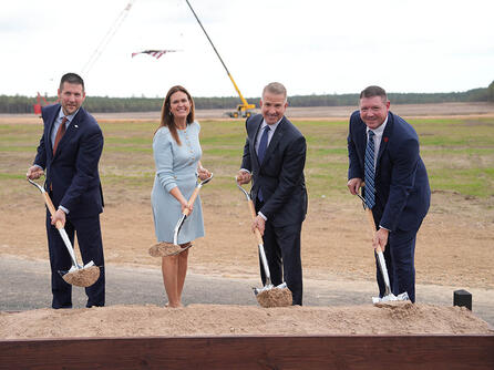 L3Harris executives with the Arkansas governor break ground