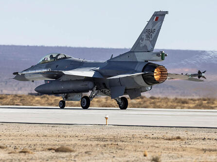 Takeoff of F-16 with Viper Shield hardware