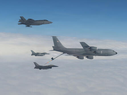 U.S. Air Force KC-135 Stratotanker conducts mid-air refueling for a F-16 Fighting Falcon. Credit: U.S. Air Force