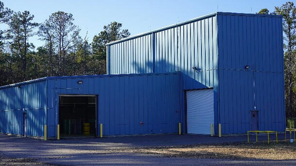 L3Harris’ new ammonium perchlorate (AP) processing facility will enable the company’s Camden site to more efficiently screen and handle the ingredient used to make solid rocket motor propellant.