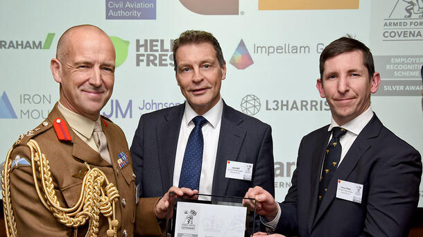 Brigadier Adam Fraser-Hitchen ADC DL, Deputy Commander of 3rd UK Division, presents Silver ERS Award to Jules Ball (L3H UK CHQ) and Henry Watts (IMS MAR Bristol)