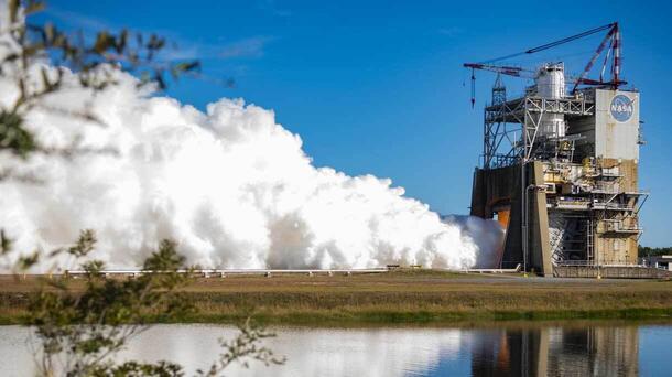 NASA and L3Harris conducted a full-duration RS-25 hot fire test Nov. 11 on the Fred Haise Test Stand at Stennis Space Center near Bay St. Louis, Mississippi, marking a major milestone for future Artemis flights of the Space Launch System rocket.
