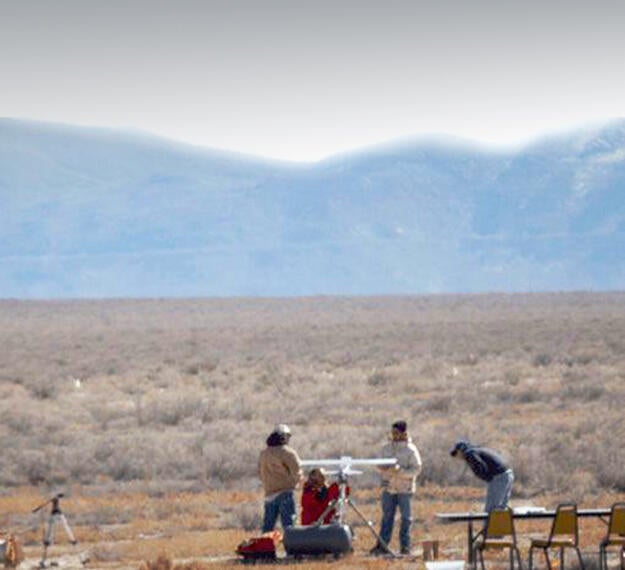 Training unmanned aircraft pilots how to use Piccolo-equipped systems