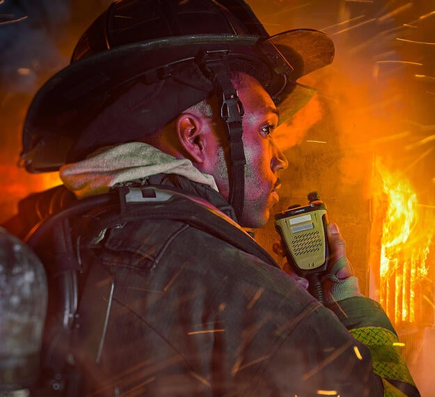 XL Extreme™ 400P Fire Radio