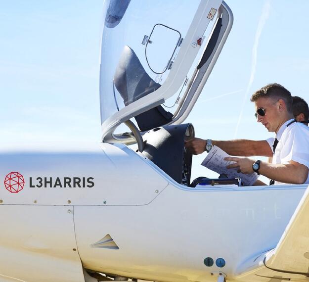 L3Harris Airline Academy students