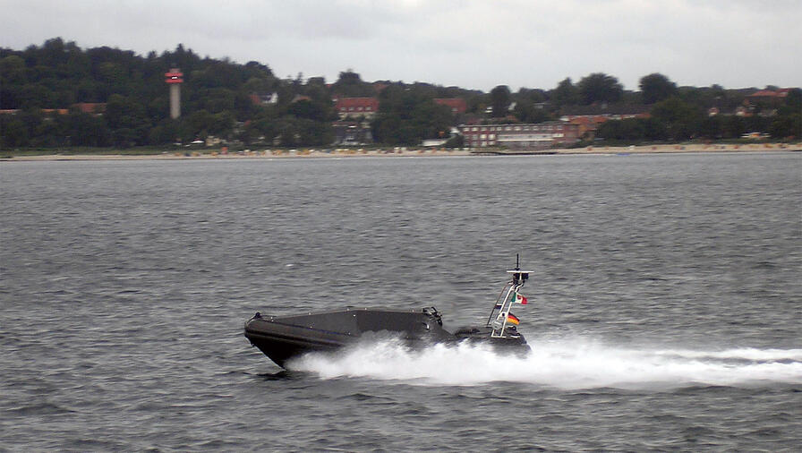 Unmanned Surface Vehicles (USVs) for Minehunting