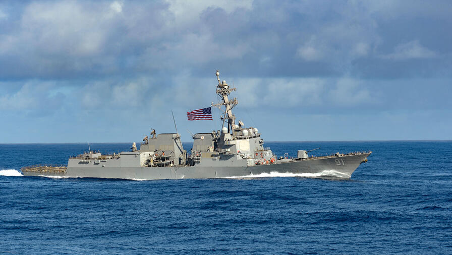 The Arleigh Burke-class guided-missile destroyer USS Pinckney (DDG 91) transits the Pacific Ocean. Pinckney participated in Flight Test Other-40, demonstrating the ability to detect, track and perform a simulated engagement of an advanced maneuvering hypersonic target using the Sea Based Terminal Increment 3 capability embedded in the latest Aegis software baseline. Photo Credit: MDA.