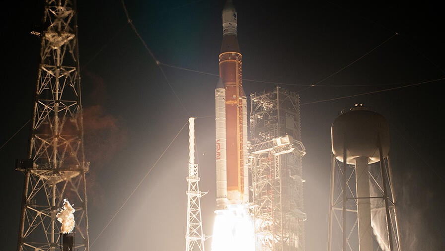 Artemis I launch